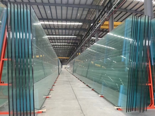 Vidrio flotante transparente de alta calidad al por mayor de 3 mm-19 mm para ventanas, tabiques, edificios comerciales