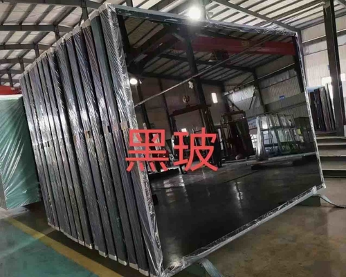 Fabrica profesional personalizada protector teñido negro gris crudoRaw 4ft x 8ft hojas de vidrio plano para ladrillo techo solar automático